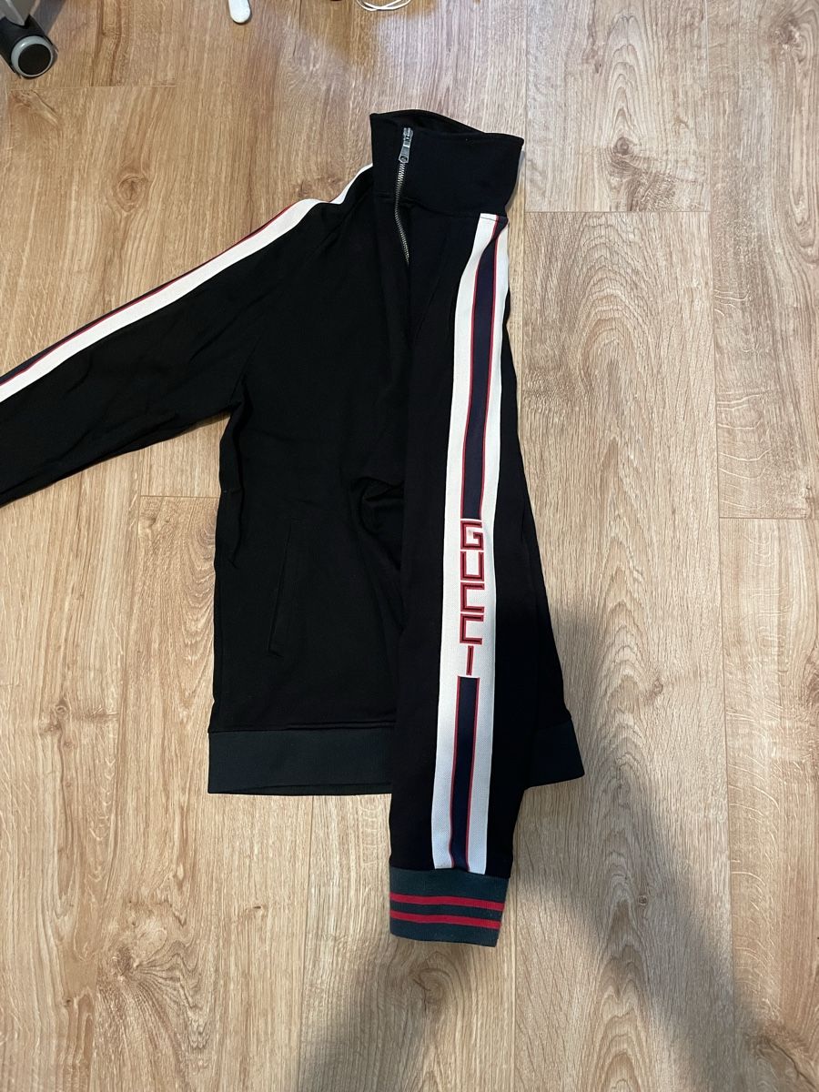 Gucci Giacche: Gucci Tracksuit Jacke – Usato da Riehen venduto da lau_2dnx