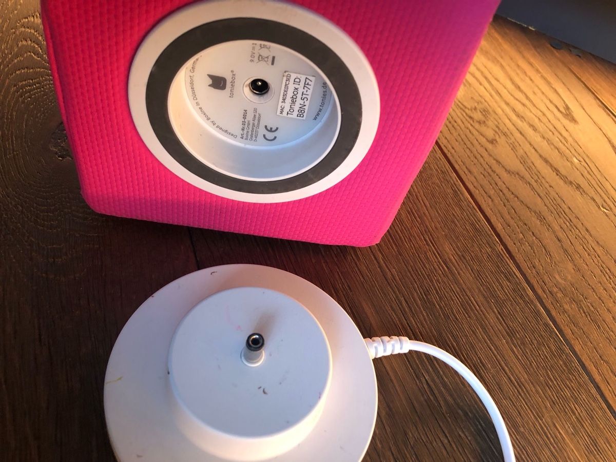 Tonies Giocattoli: Toniebox und Ladekabel – Usato da Basel venduto da Rebekka84 1