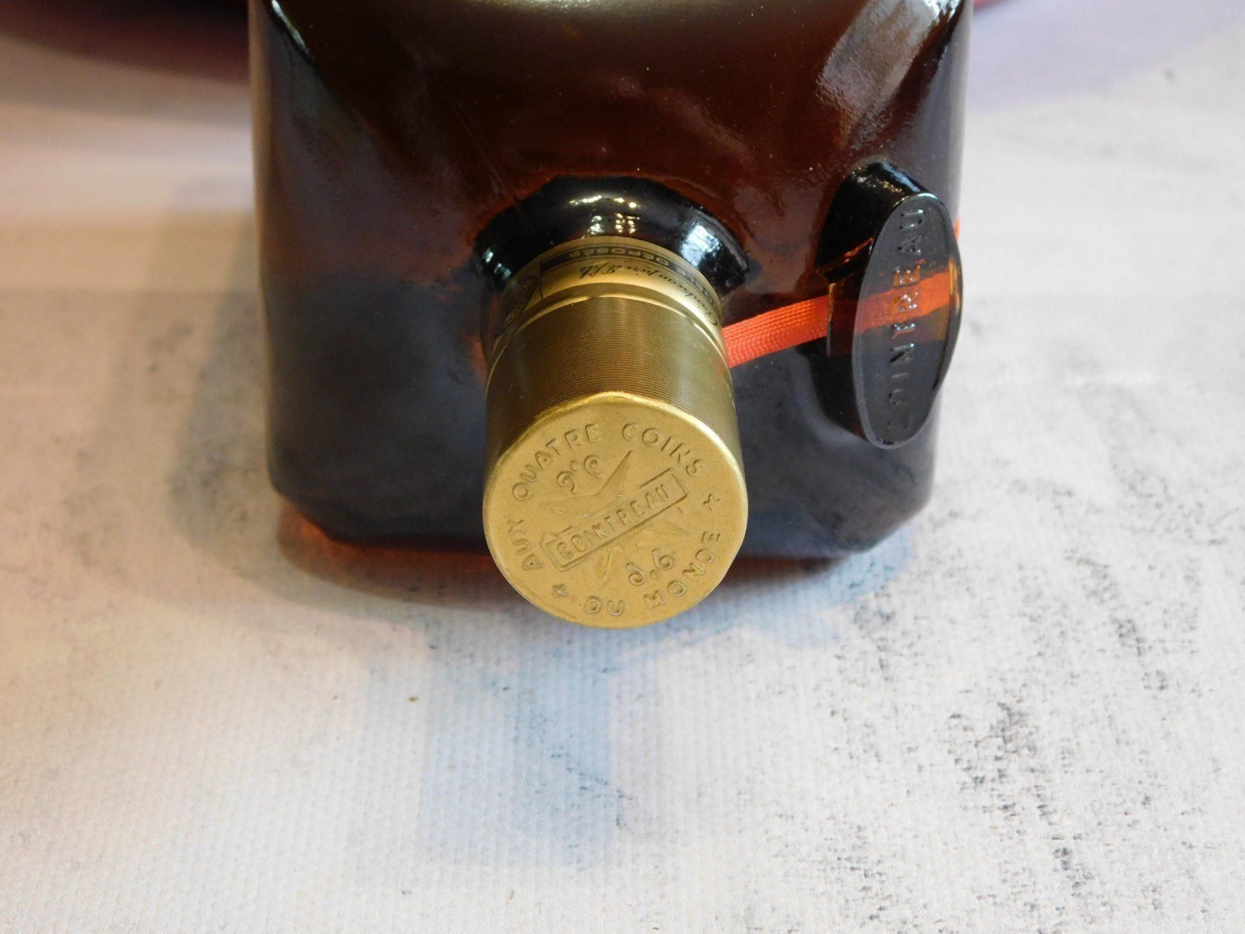 Bevande alcoliche: Vintage COINTREAU 1 Liter 1980s – Nuovo (secondo la descrizione) da Emmenbrücke venduto da Ulisse-22 6