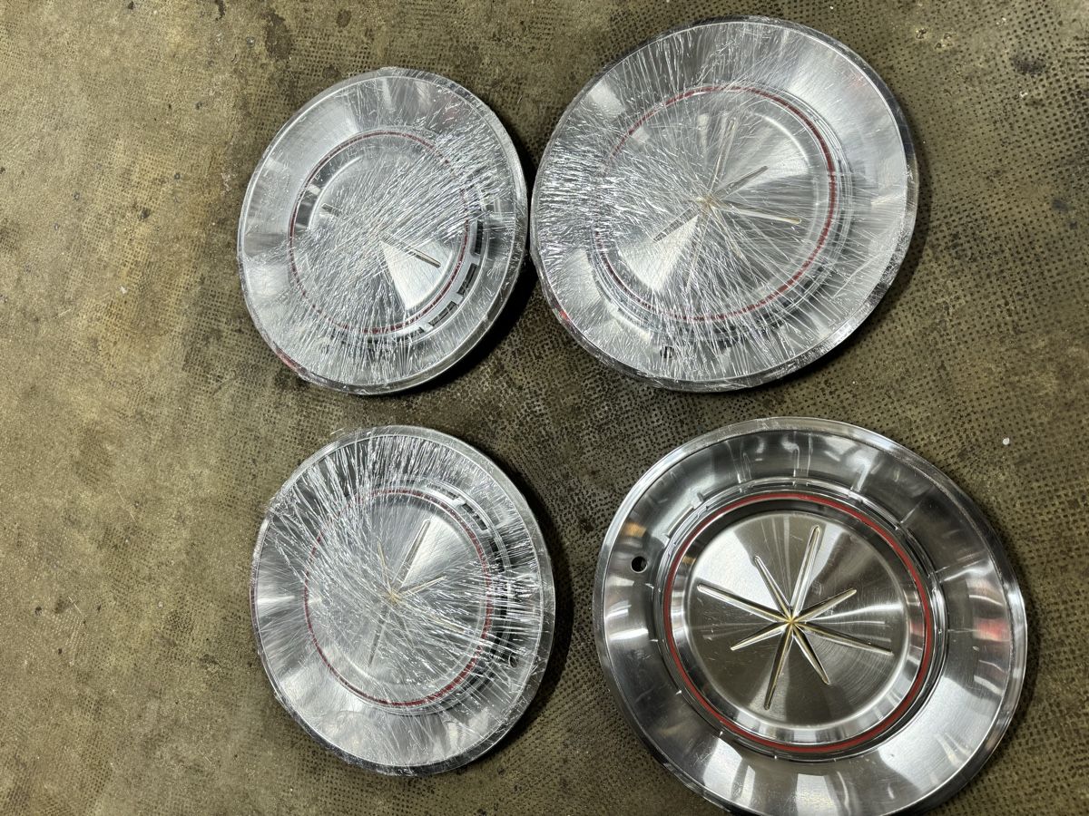Tutti pezzi di ricambio auto: Lincoln 1960 original Raddeckel – Usato da AARBURG venduto da cheapstuff 1