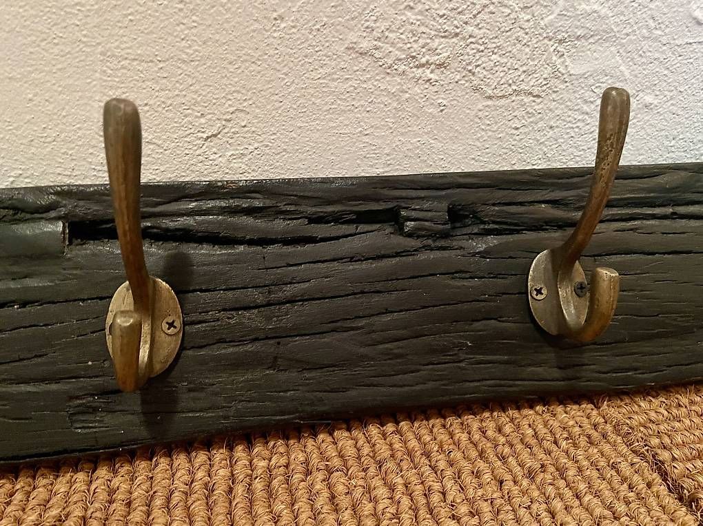 Porte manteau: Garderobe Hakenleiste Massivholz – D'occasion à Engelberg par Alexiuslexli 1