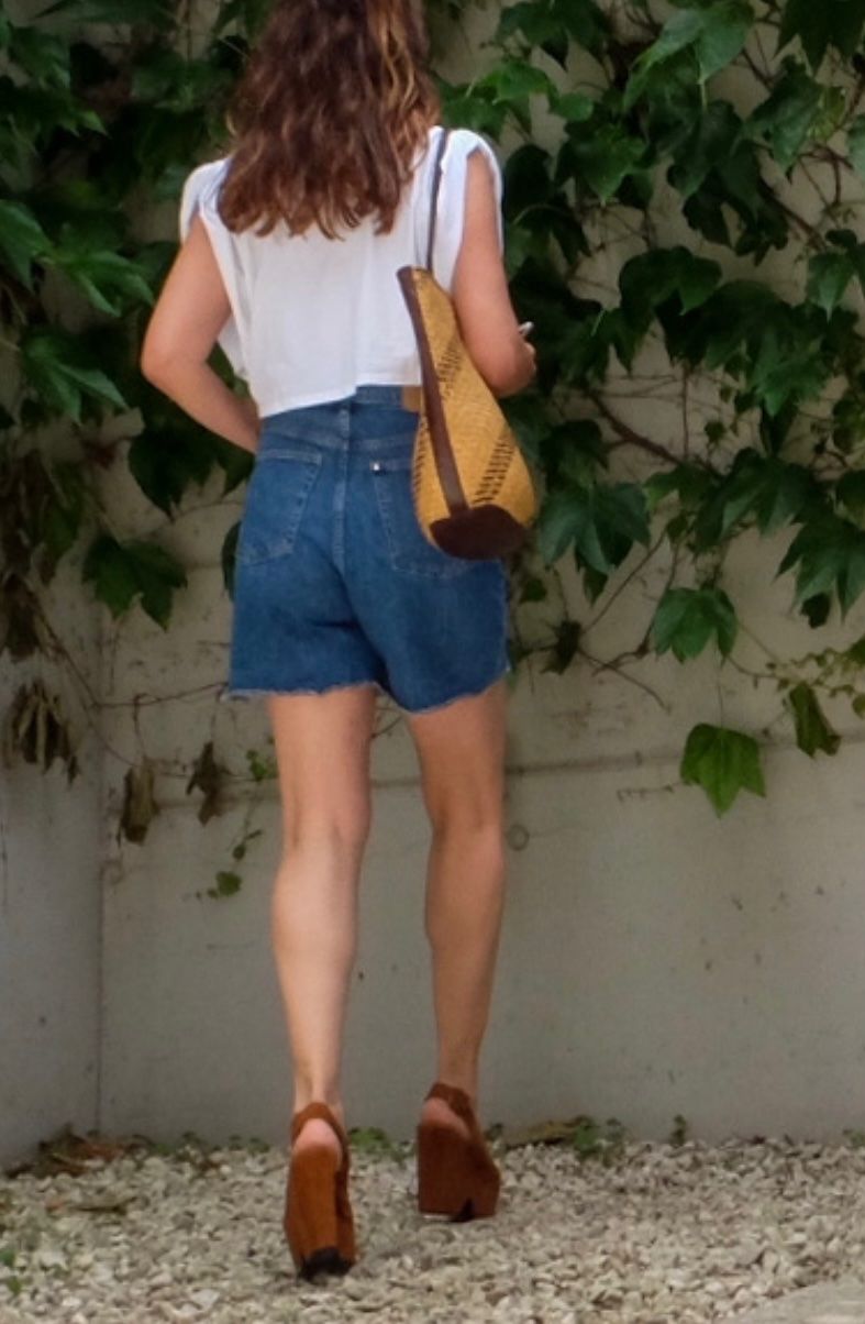 H&M Pantalons: H&M Denim Shorts – D'occasion à Jona par vanessasupermarket20 1