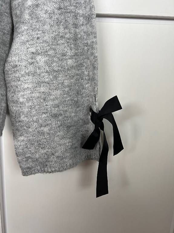 Maglioni & Felpe: grauer Strickpullover, Size S – Usato da Muri b. Bern venduto da michellew23 3