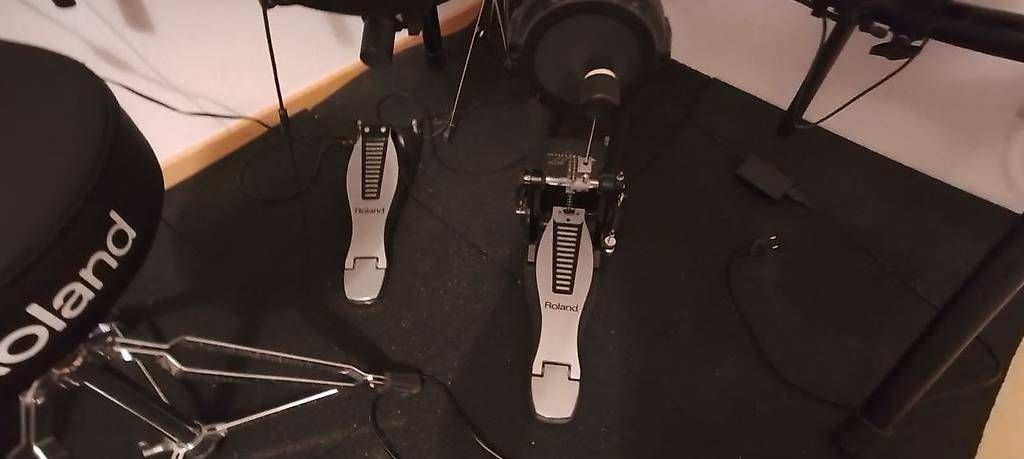 Roland Musikinstrumente: E-Drums Roland – Gebraucht aus Egg b. Zürich von el_gato_77 3