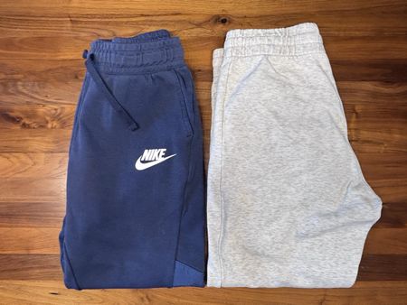 Trainerhose 158-170 plus Badehose 176