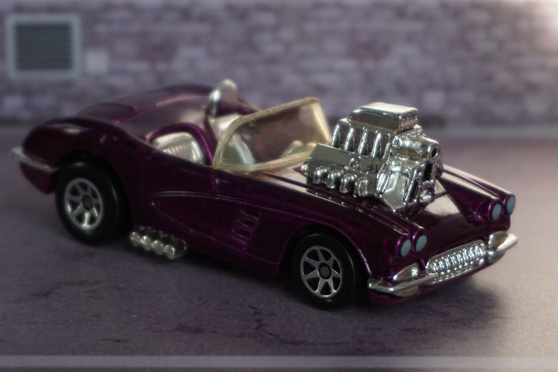 Hot Wheels Modellini d'auto: HotWheels `58 Chevy Corvette Custom COOL !!!!!!!!!!!!!!!!! – Usato da Reiden venduto da Doppeldecker69