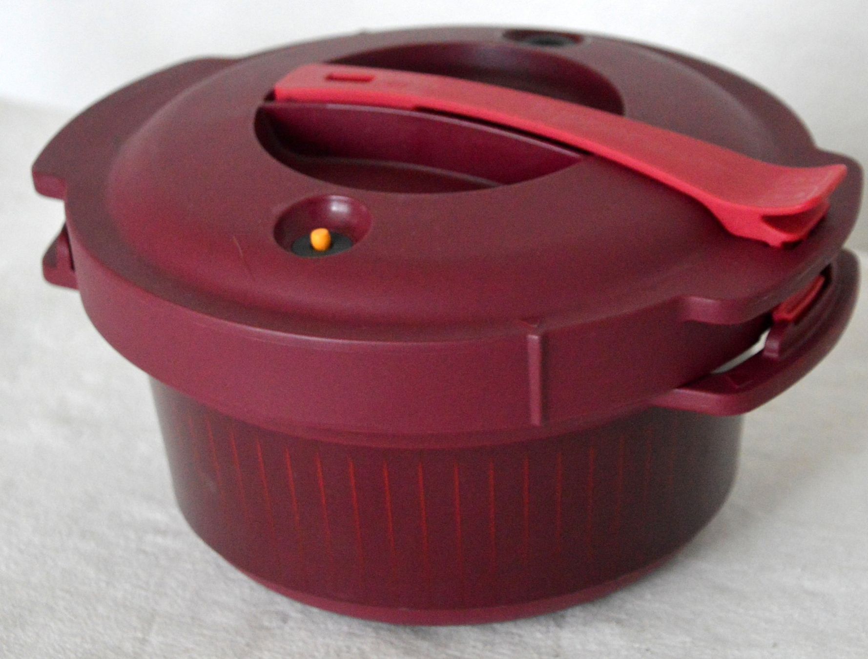 Tupperware Küchengeräte: Tupperware MicroQuick Pressure Cooker/ Schnellkochtopf 3L – Gebraucht aus Collonges von  2