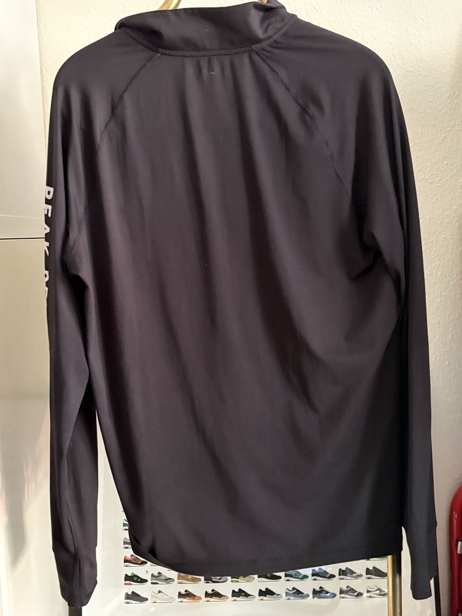 Peak Performance T-shirt: Peak Performance Spirit HZ Noir, Size XL – Usato da Neuchâtel venduto da sharposneaks 5