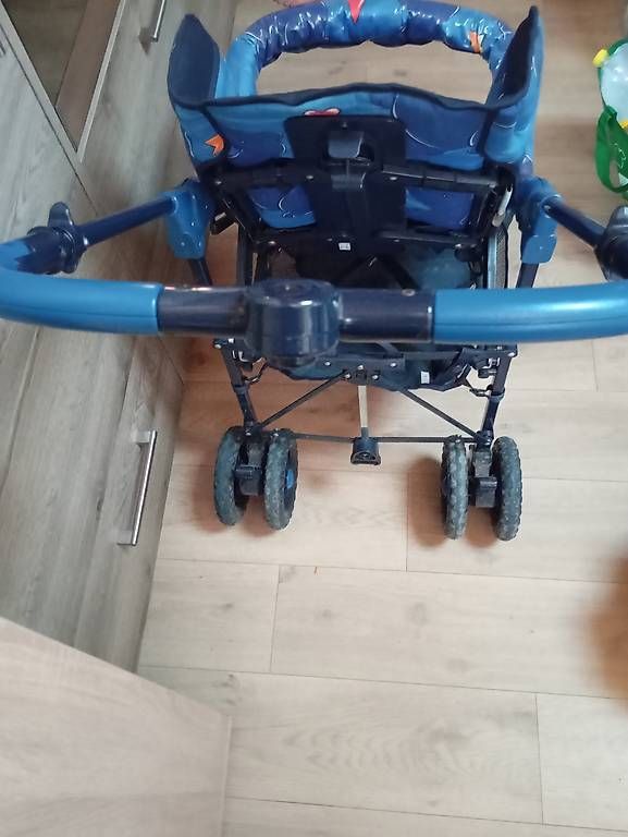 Veicoli per bambini: Zu Verkaufen  – Usato da Aeschiried venduto da rom-v657