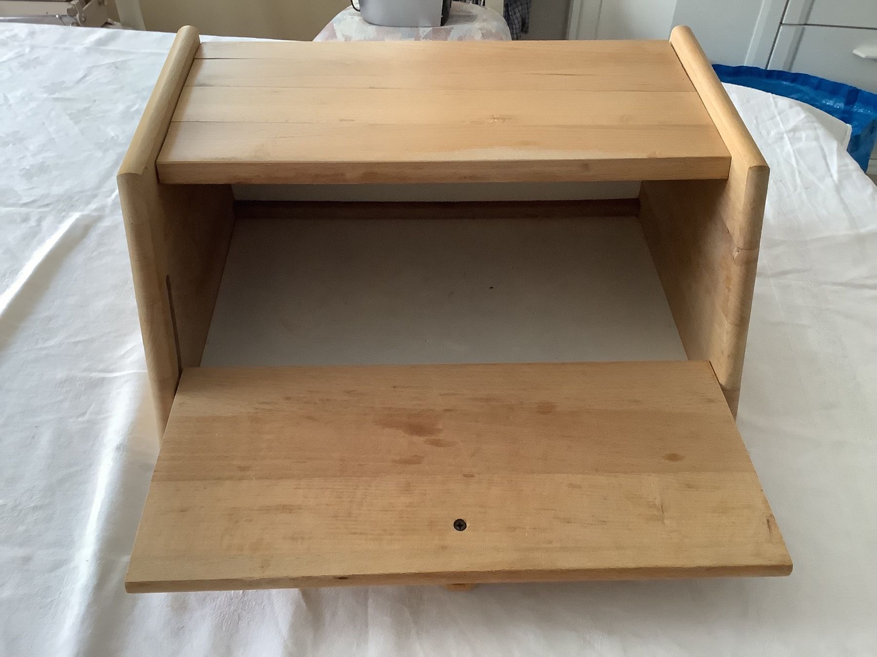 Contenitori & Simili: Holz Brotkasten, gut erhalten – Usato da Wädenswil venduto da Jsi.Z01 1