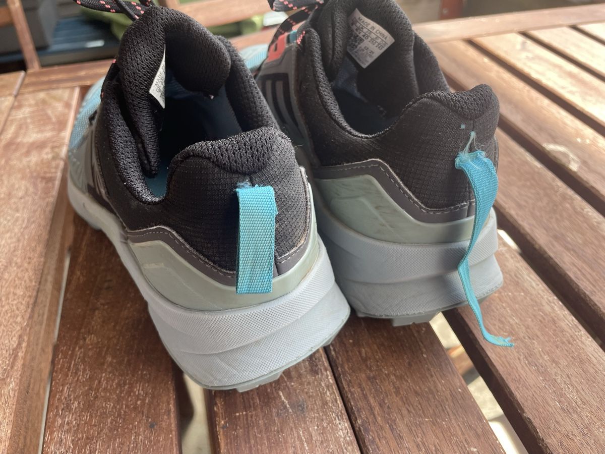 Adidas Scarpe da donna: Adidas Terrex Gore-Tex Schuhe Grösse 40 Damen – Usato da Bern venduto da brup 6