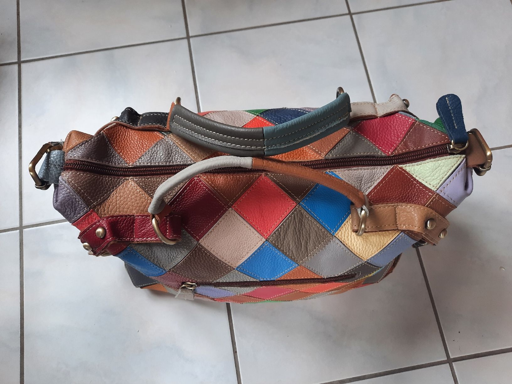 Borse da donna: Beau SAC, en CUIR – Usato da Le Locle venduto da marylise01 2
