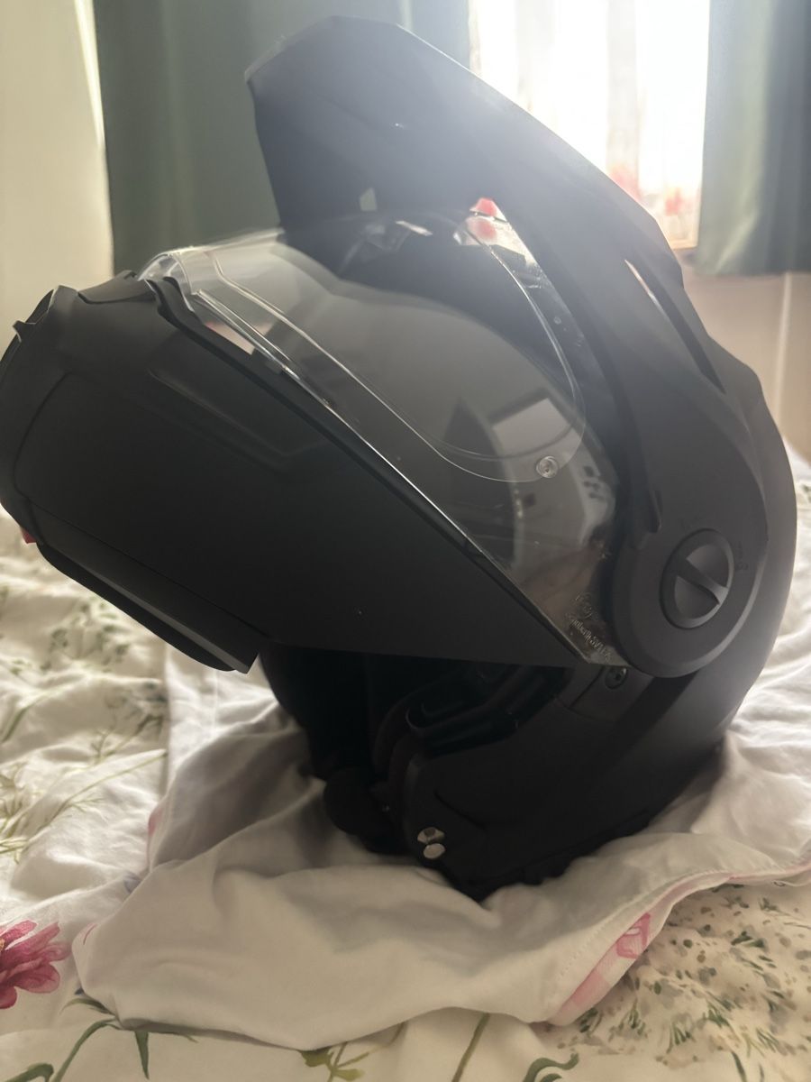 Schuberth Caschi & visiere: Helm schubert E1 – Usato da Escholzmatt venduto da ond_78rj 3