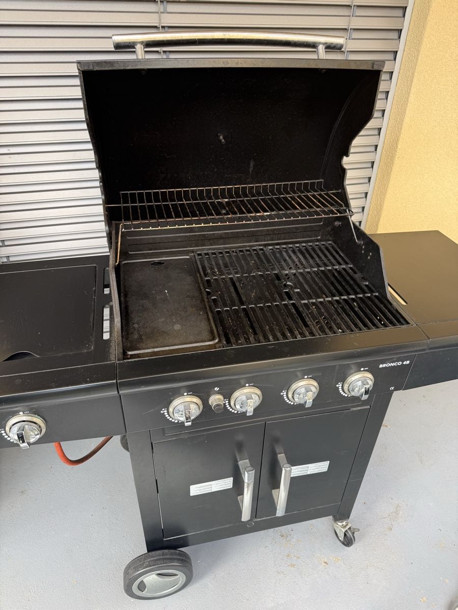 Griglie: Grill Bronco 4B ohne Gasflasche – Usato da Killwangen venduto da eli_25th 2