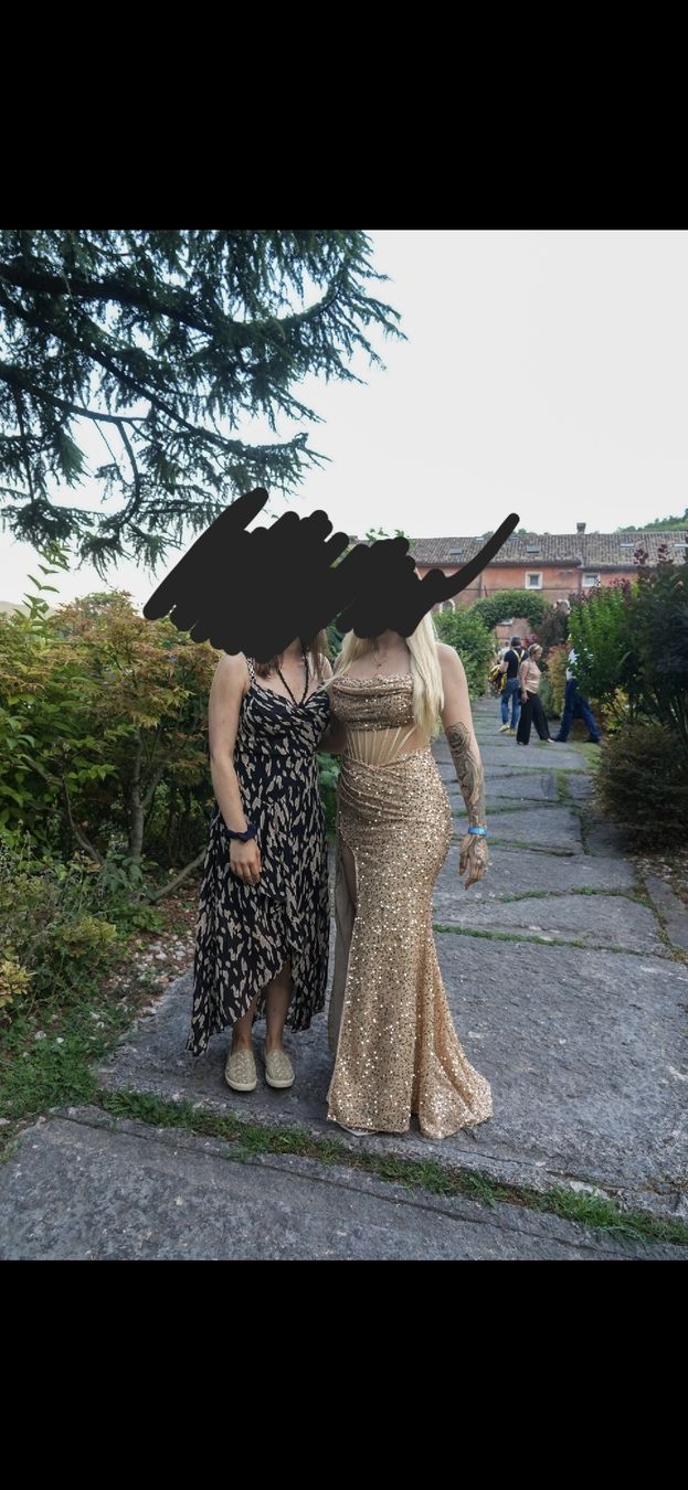 Vestiti: Glitzerndes Abendkleid, Grösse 36, Gold!!! – Nuovo (secondo la descrizione) da Oberbuchsiten venduto da imsaracolangelo 1