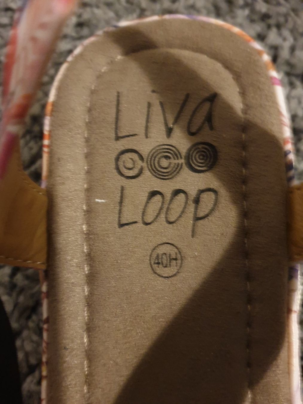 Scarpe da donna: Sandale, 40, Liva loop, état comme  neuf – Nuovo (secondo la descrizione) da Neuchâtel venduto da Verenas12 4