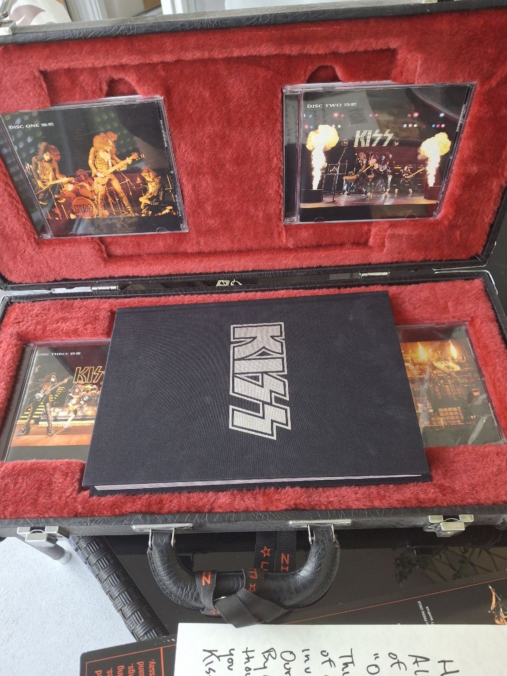CD: KISS Guitarren Box set  – Usato da Alpnach Dorf venduto da dek_s78g 3