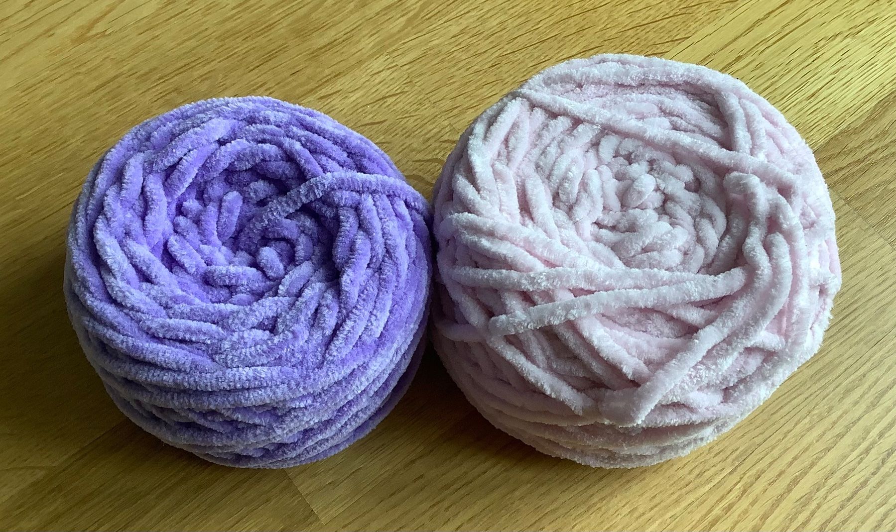 Cordicelle & Fili: 10x Chenille Bambi Garn – Usato da Adliswil venduto da Compardo 3