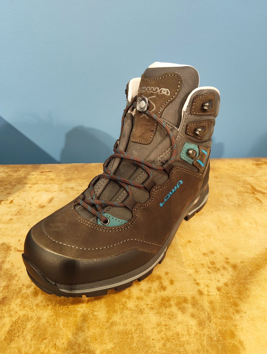 Lowa Scarpe da donna: LOWA Lady Light Wanderschuh 37.5 – Nuovo e nell'imballaggio originale da Aesch BL venduto da Reiniger1