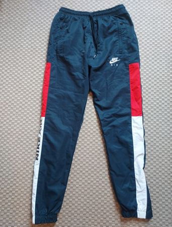 Pantalon de sport Nike Air, taille S, parfait!