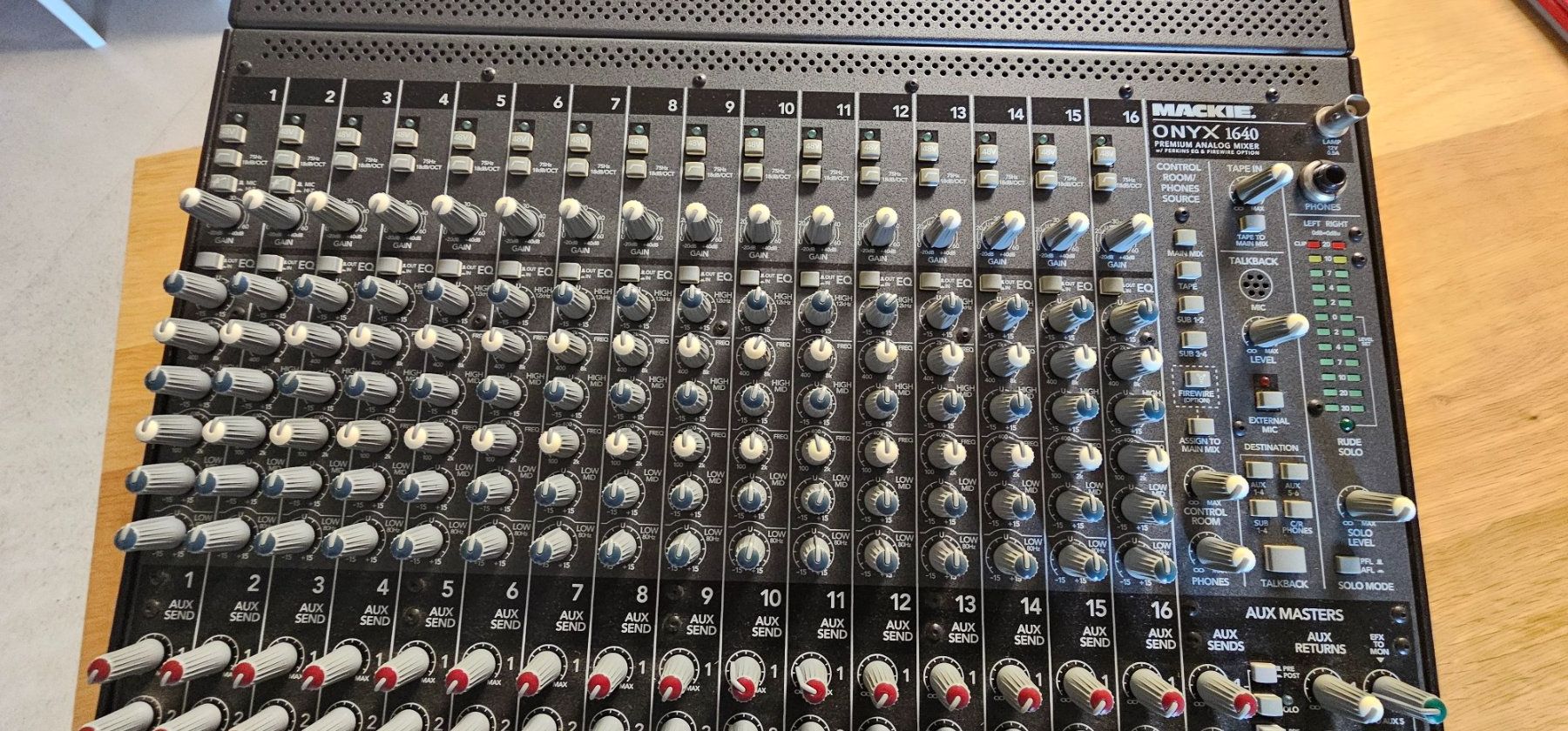 Mackie Console di mixaggio: Mackie Onyx 1640 Analog-Mischpult – Usato da Horgen venduto da Carabiniere1 4