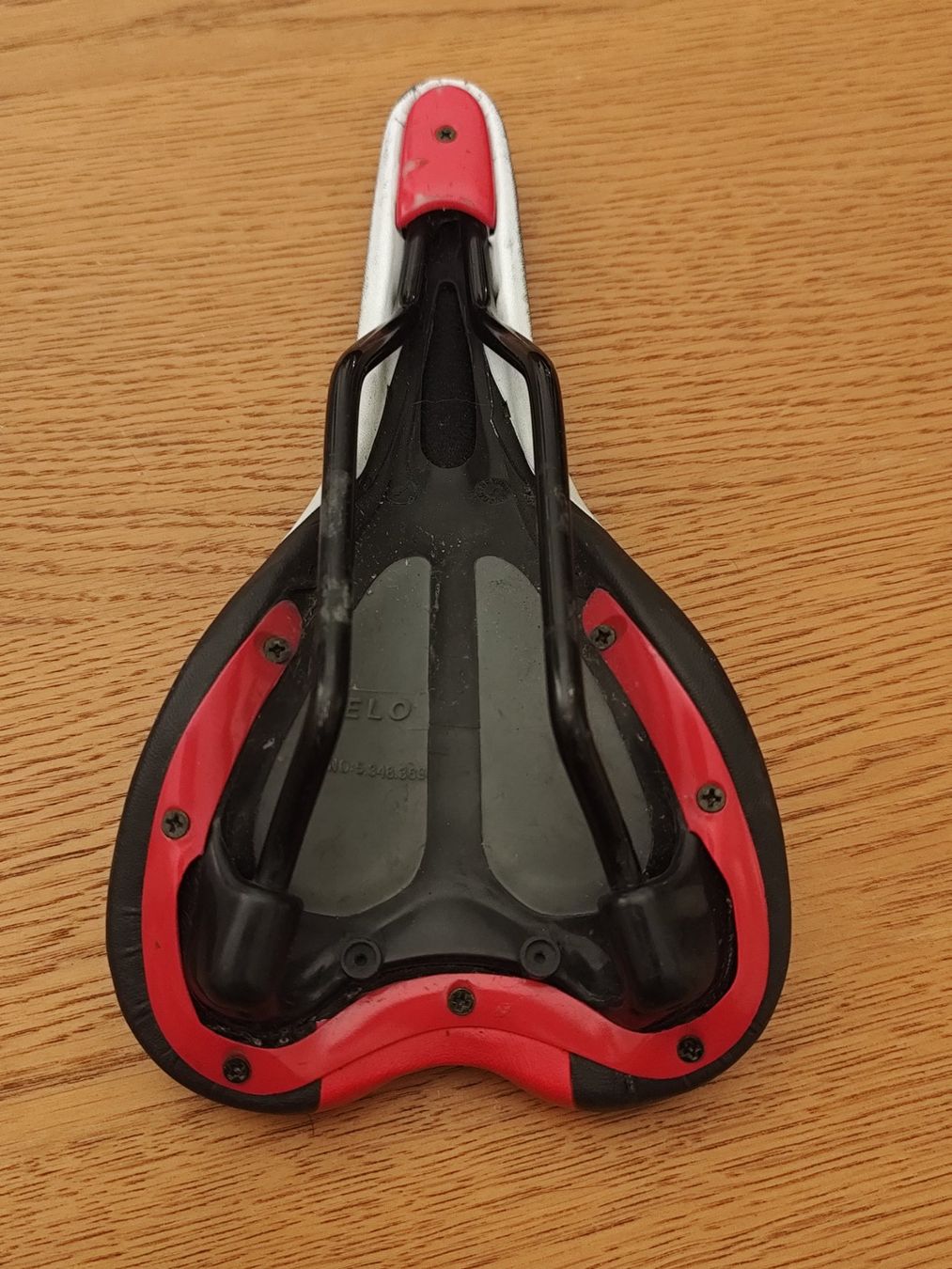 Pièces détachées: Selle Scape – D'occasion à Neuchâtel par man_xlr9 2