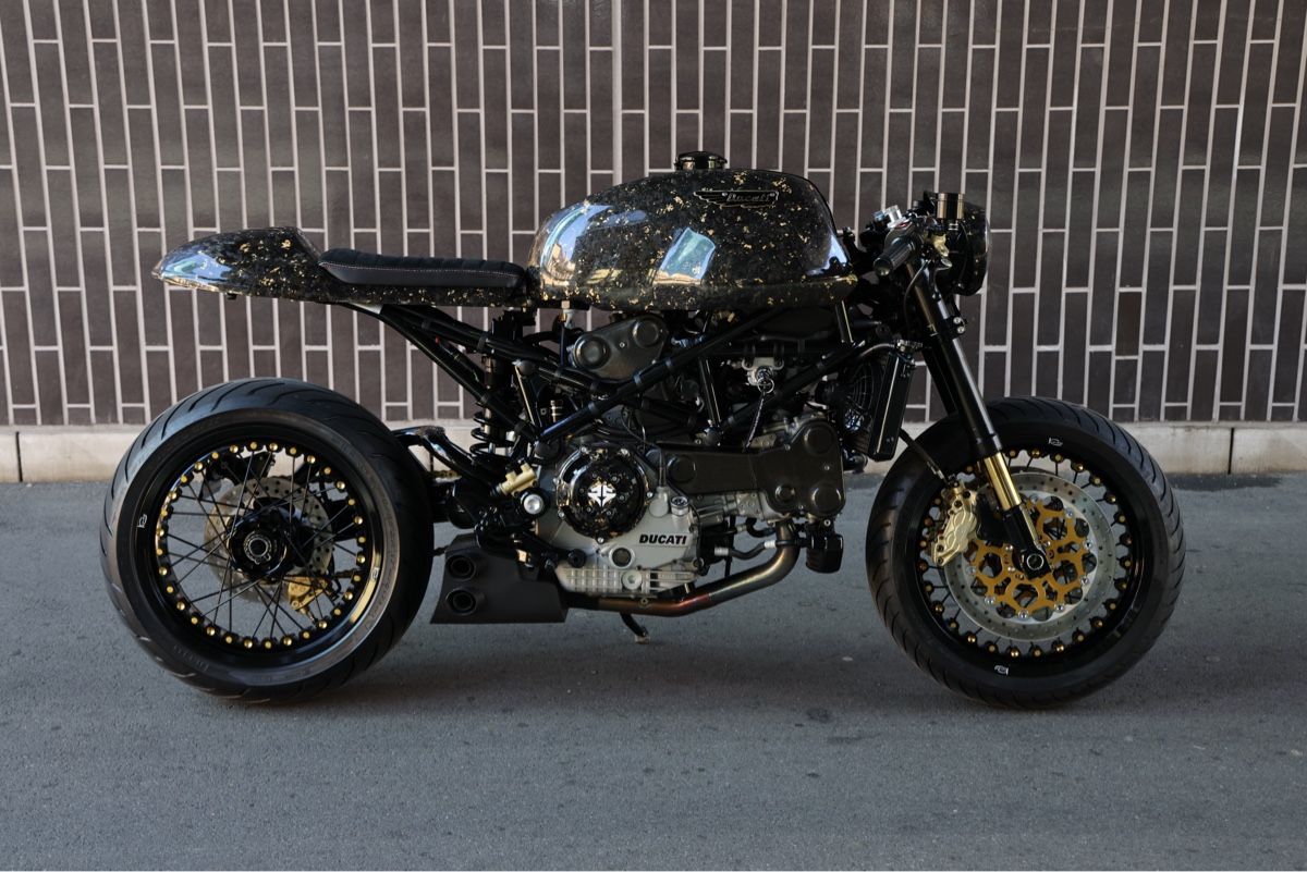 Ducati Strada: Ducati Monster S4R  Einmaliges Unikat – Usato da Thalwil venduto da Nogas