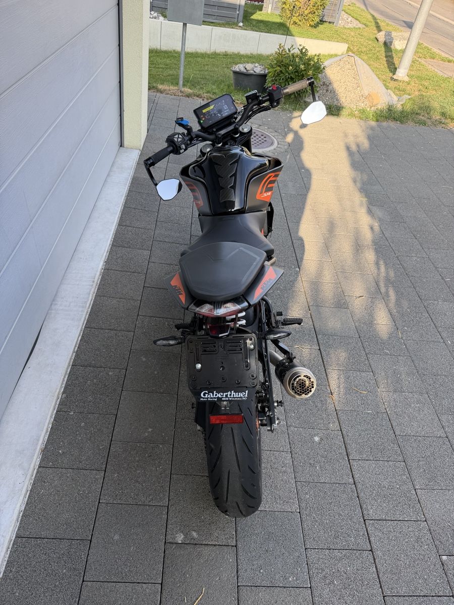 KTM Strasse: KTM Duke 125 Ab Service – Gebraucht aus Bowil von Zapper4 5