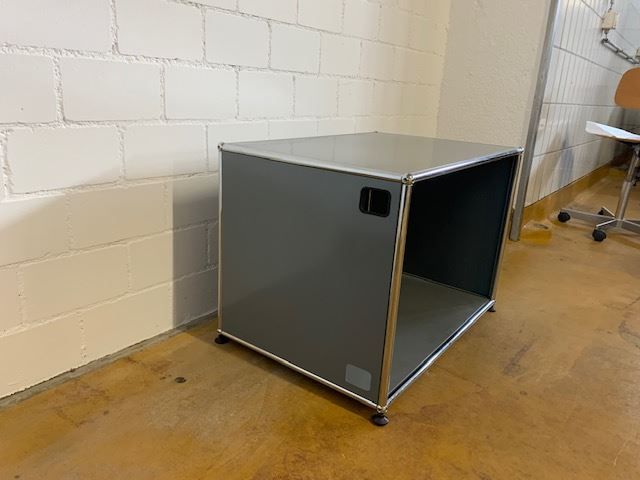 USM Mobili TV: USM Haller TV Möbel – Usato da St. Gallen venduto da MSMoebelhandel