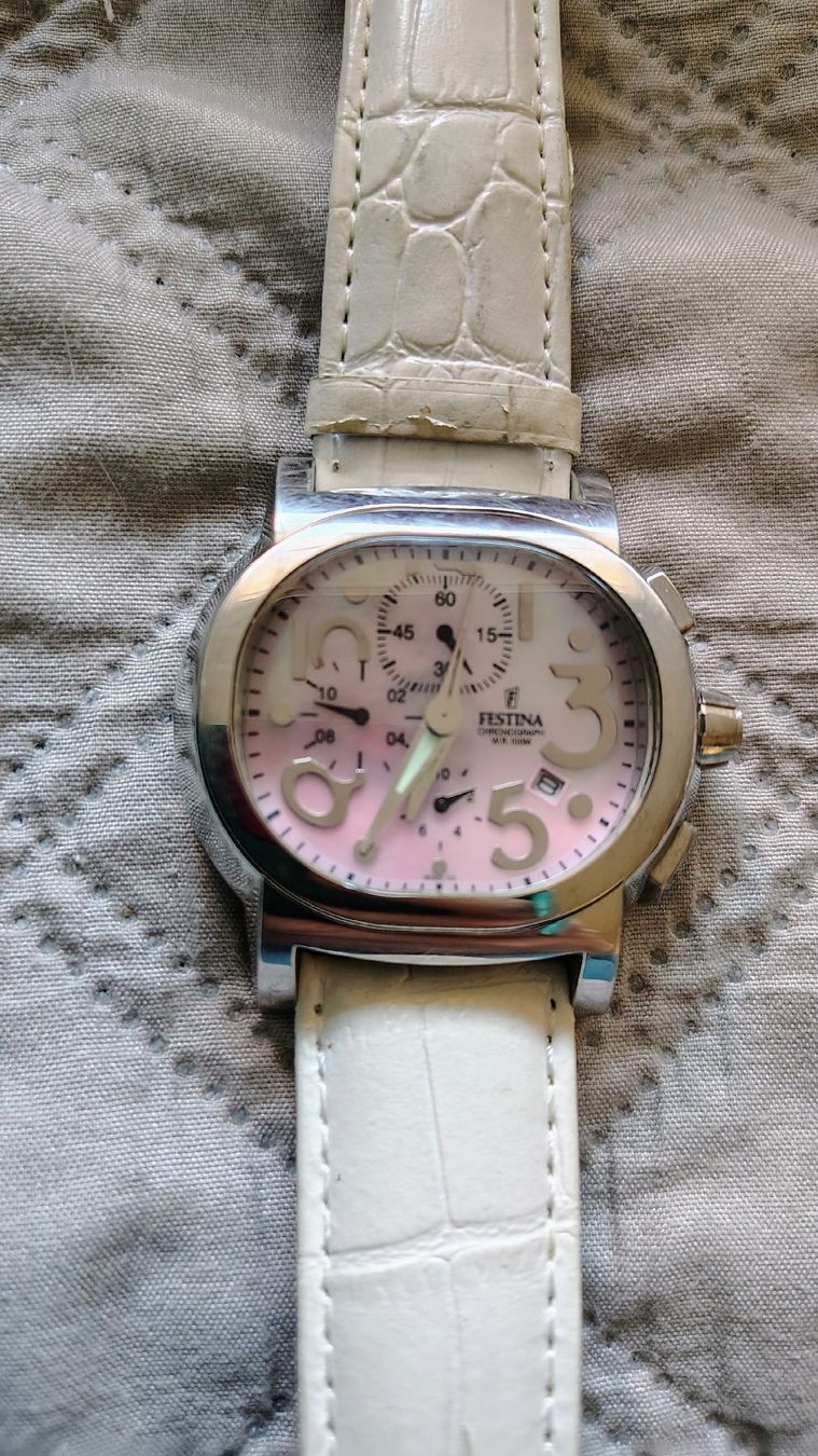 Festina Montres: Montre festina avec boite – D'occasion à Puidoux par Sophia70 1