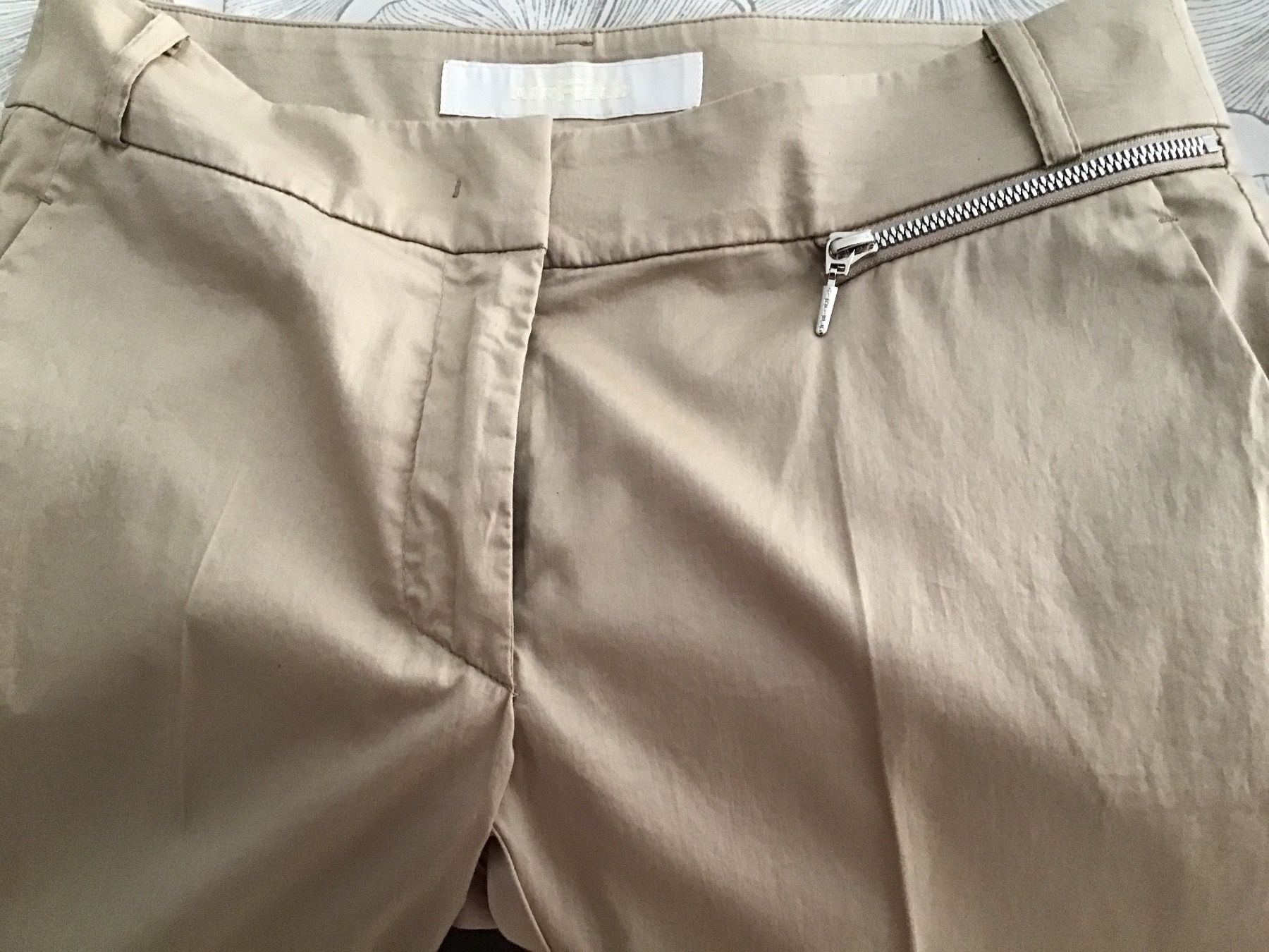 Airfield Hosen: AIRFIELD SOMMERHOSE BEIGE GR 36 – Neu (gemäss Beschreibung) aus Glattfelden von ire_w6h2 4