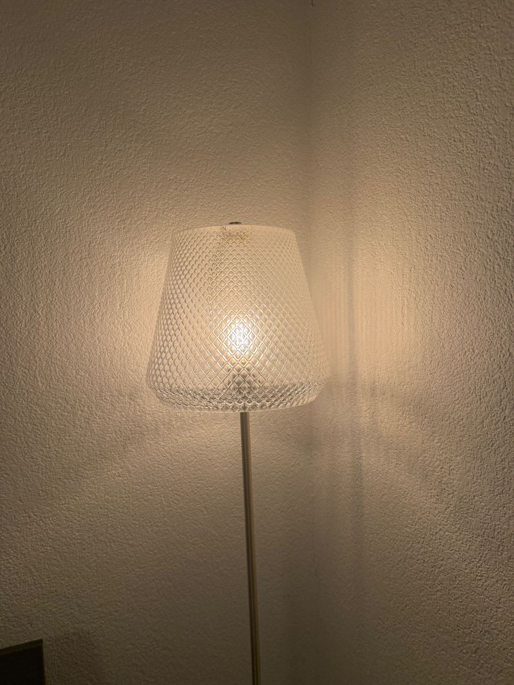 Lampade: Elegante Stehlampe – Usato da Zürich venduto da ame_r6dk 1
