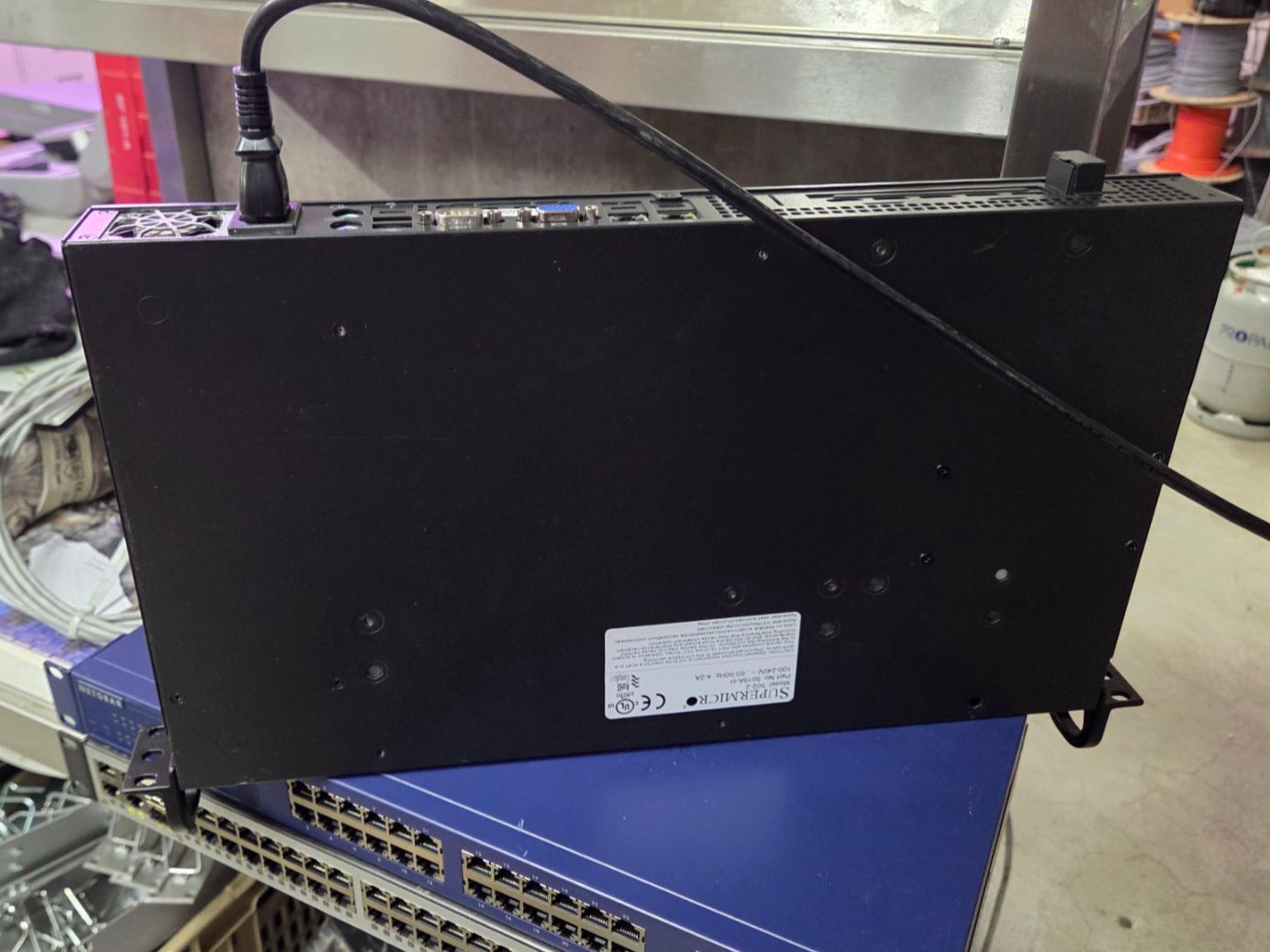 Supermicro Server: Supermicro 502-2 Server 1HE Rackmount gebraucht – Usato da Zürich venduto da Alibaba1234 5