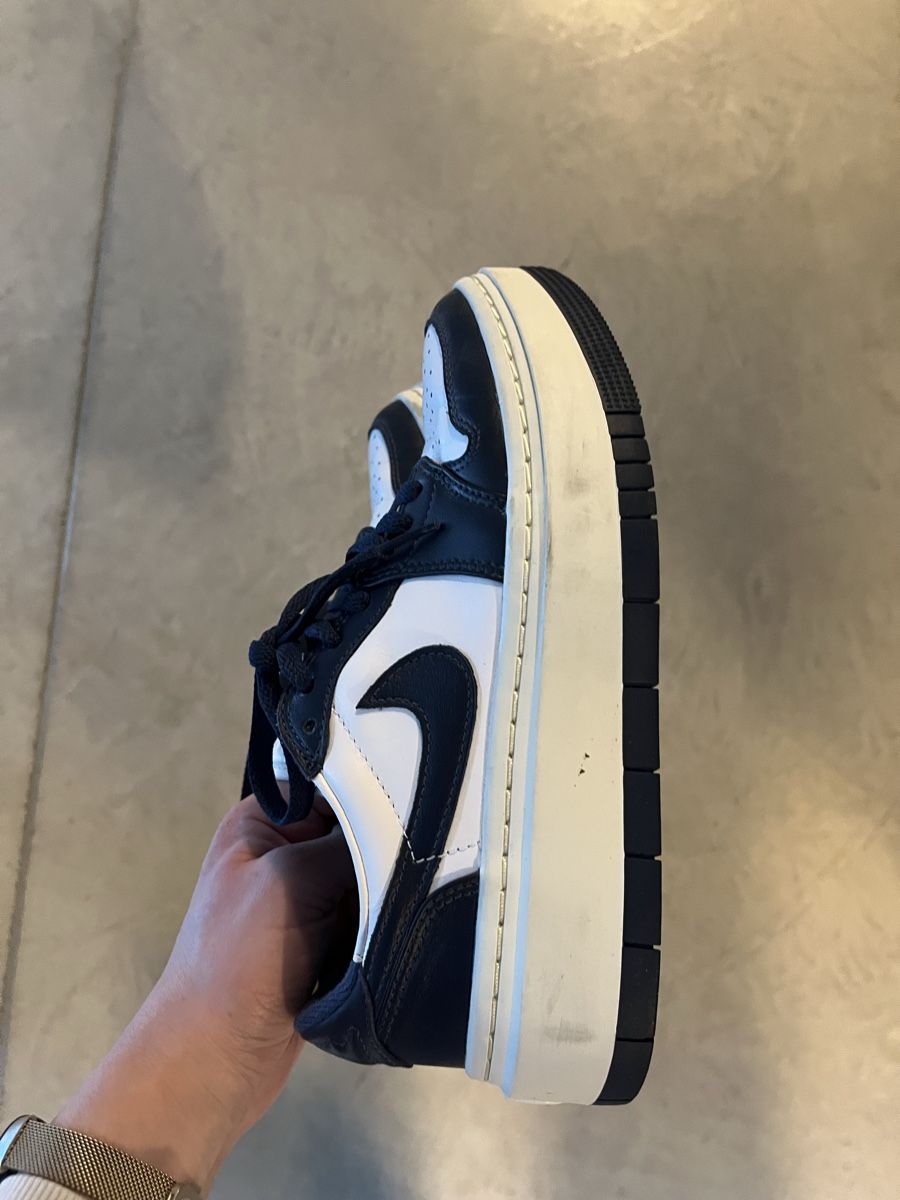 Nike Scarpe da donna: Nike Air Jordan 37.5 – Usato da Bellinzona venduto da aga_mm8m 1