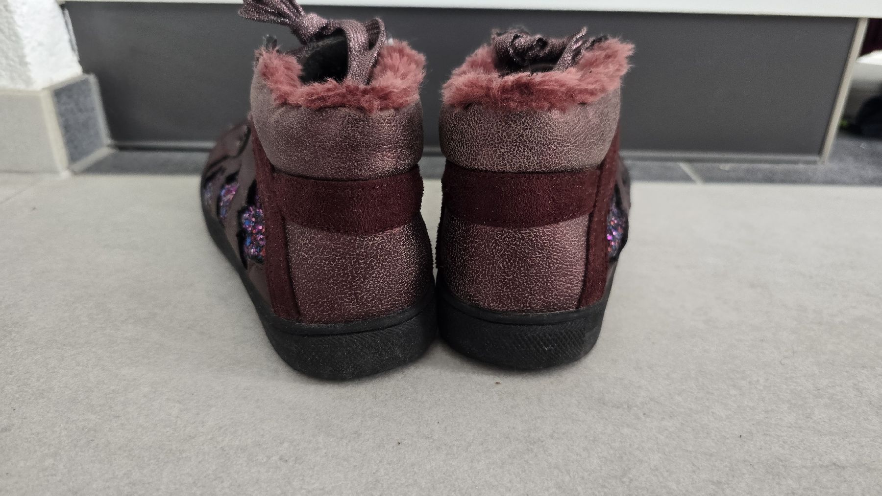 Scarpe per ragazze: Schuhe Friboo gr. 33 – Usato da Wängi venduto da tamaso11 3
