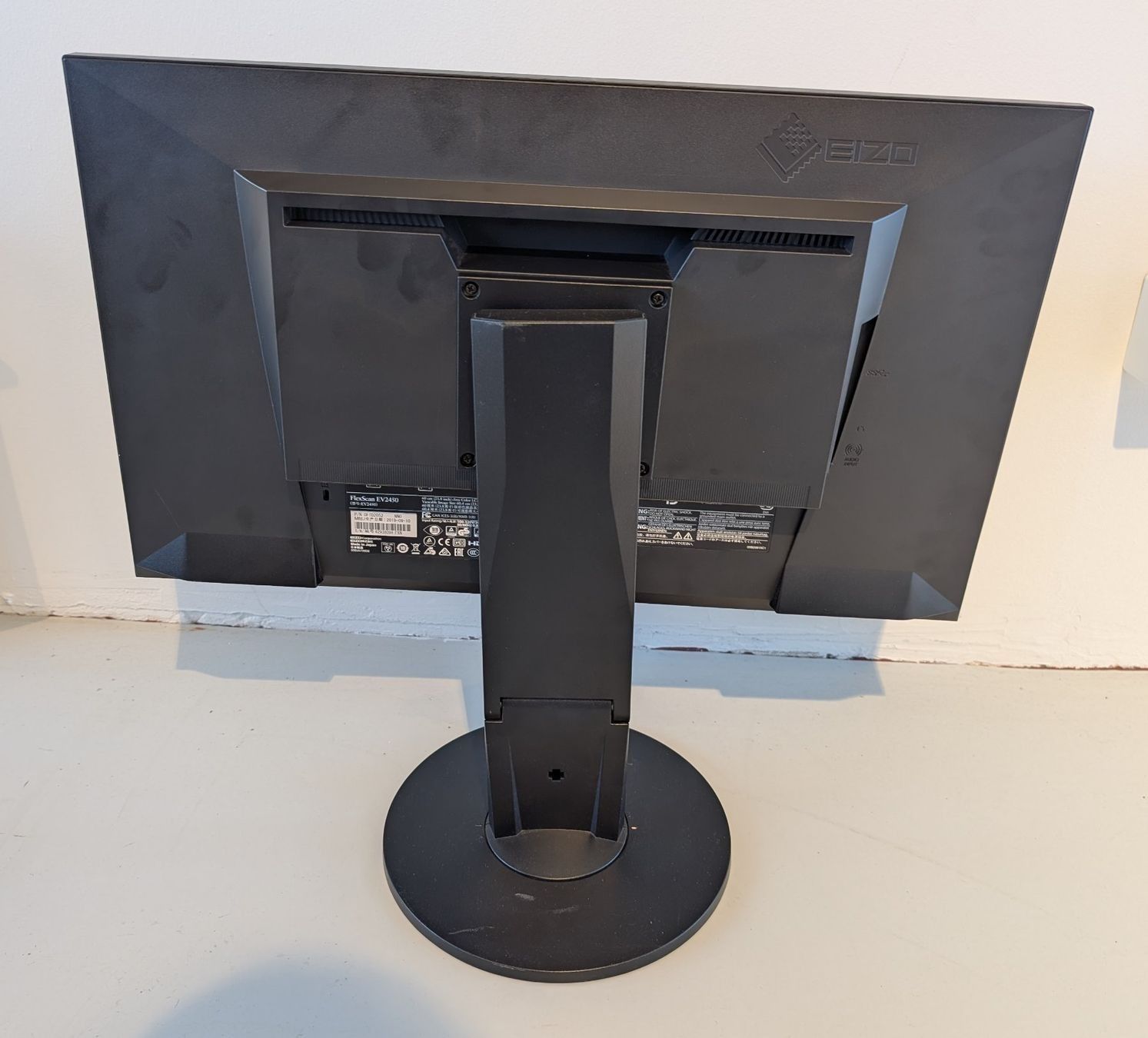 Eizo Monitor: EIZO FlexScan EV2450 – Usato da Kloten venduto da omv_jk2w 1