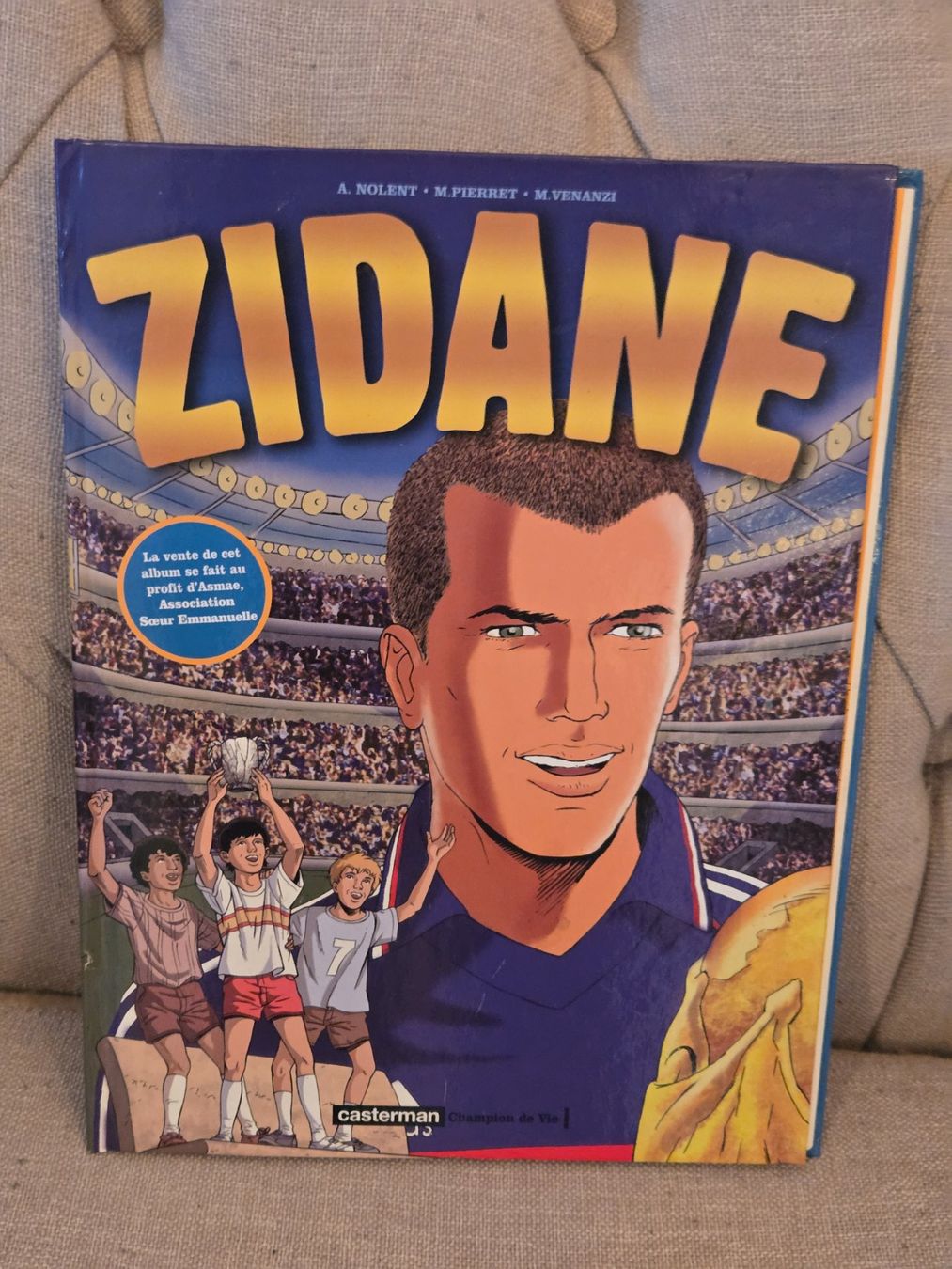 Comics: Zidane en BD - EO – Gebraucht aus Crémines von Blakedrake