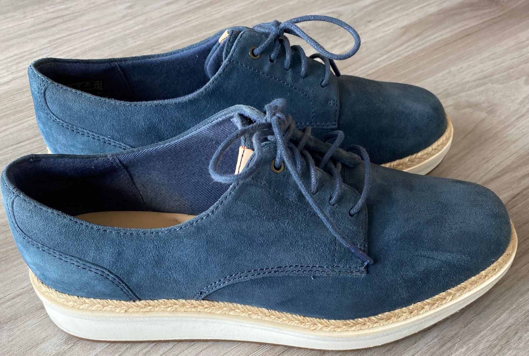 Clarks Chaussures femmes: Chaussures Clarks – D'occasion à Perly par Flemprod01 1
