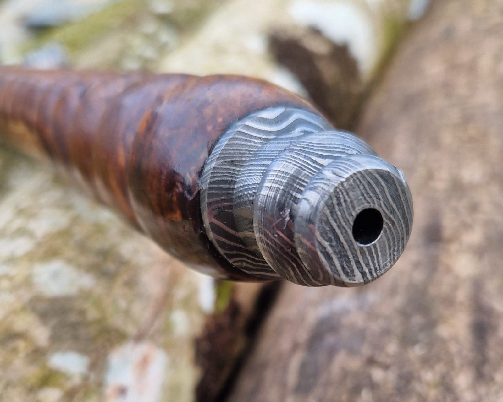 Militärmesser: Tomahawk Damast – Neu und originalverpackt aus Dorf von Messer-Schweiz 3