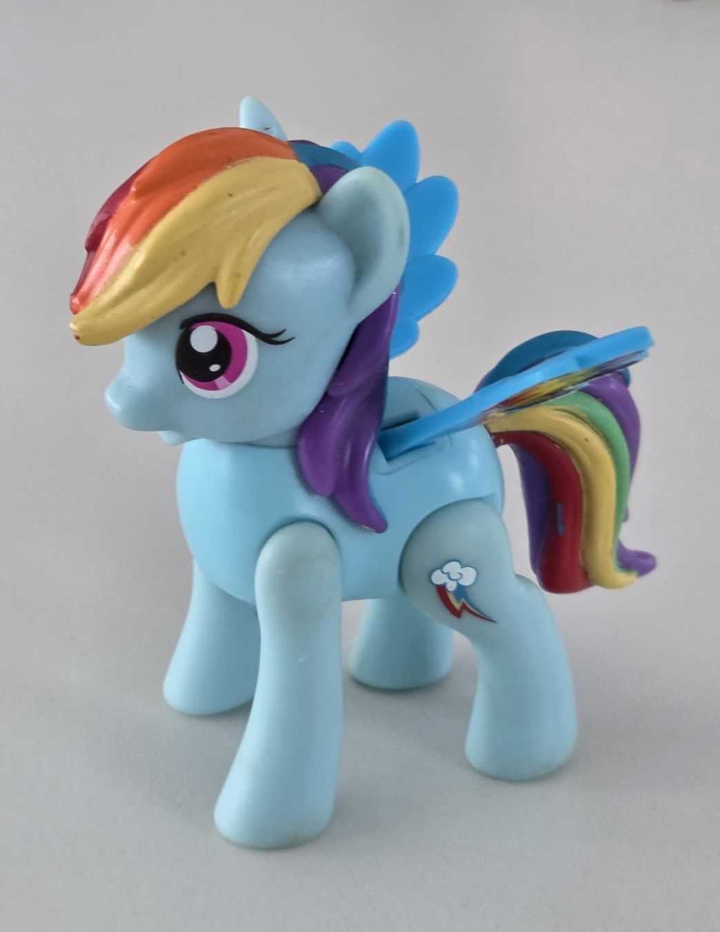 Statuette: Mon petit poney raindow – Usato da Begnins venduto da IlikeHiPhi