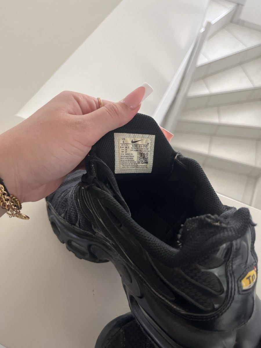 Nike Scarpe da uomo: Schwarze Tns grösse 38.5 – Usato da Affeltrangen venduto da tanja_5dk 2