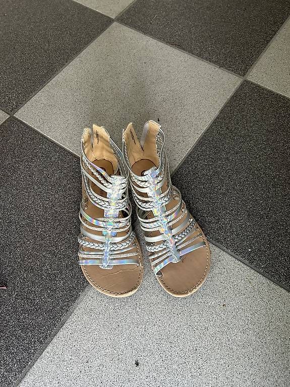 Damenschuhe: Scarpe ragazza – Gebraucht aus Claro von Moi_85 2