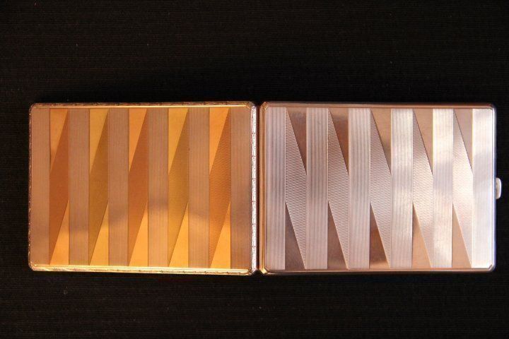 Tabacchi: Etui à cigarettes en argent 900 . – Usato da Praz (Vully) venduto da pikuluka1 3