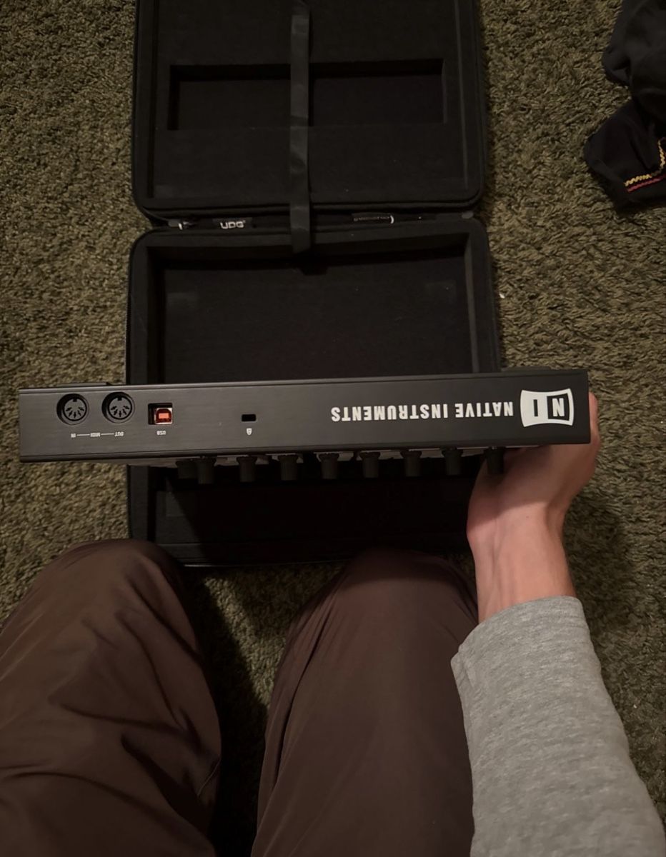 Native Instruments Musikinstrumente: Native Instruments MASCHINE MK2 BLACK HW – Gebraucht aus Oberneunforn von lwiesmann 2