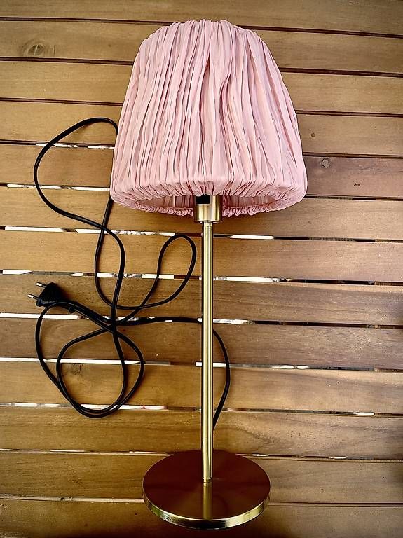 Ikea Tables de nuit: Nachttischlampe, – D'occasion à Frauenfeld par michelle83