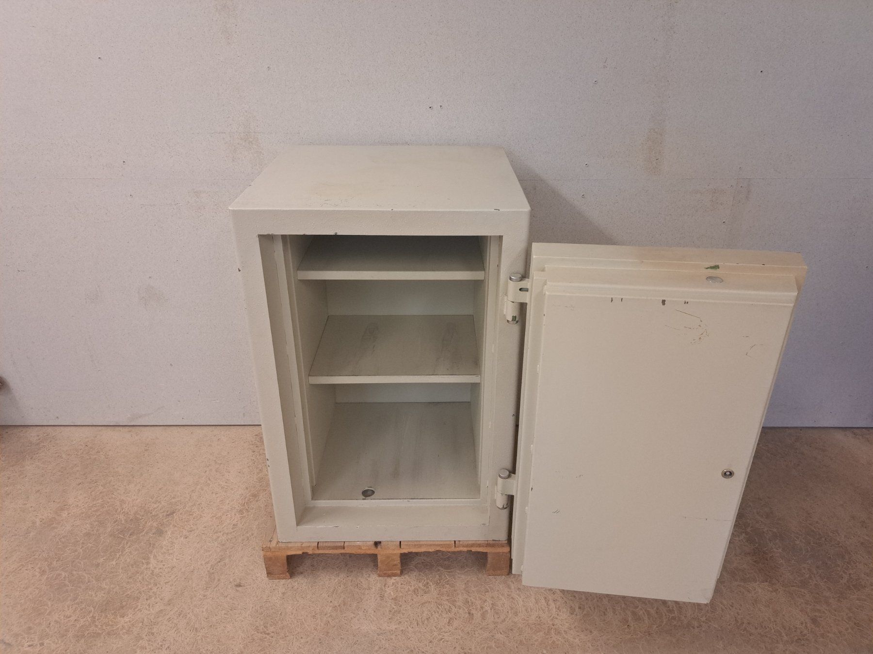 Casseforti: Tresor Waffenschrank Save Massiv !!! – Usato da Belp venduto da deal-now 2