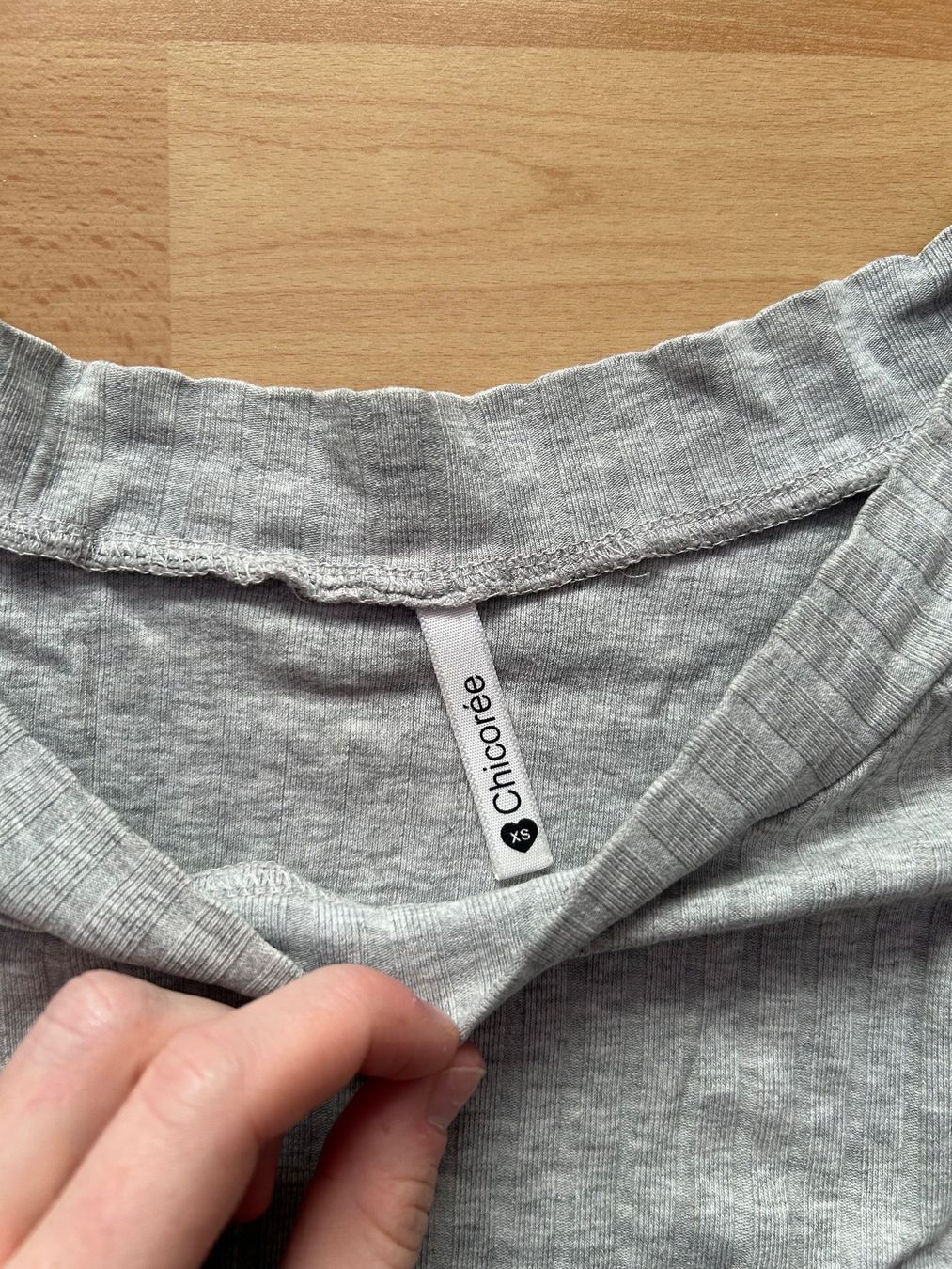T-shirt: Oberteile Gr. XS, Halbarm – Usato da Hallwil venduto da Zoeizy 2