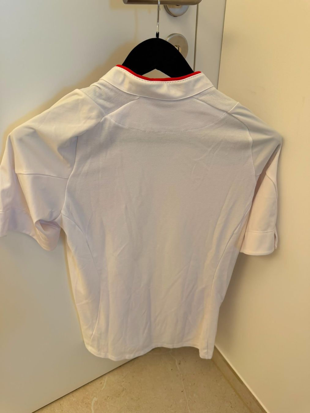 Umbro Leibchen & Hosen: Originales England-Trikot 2012, Größe S – Gebraucht aus Wilen b. Wollerau von ccgold 2