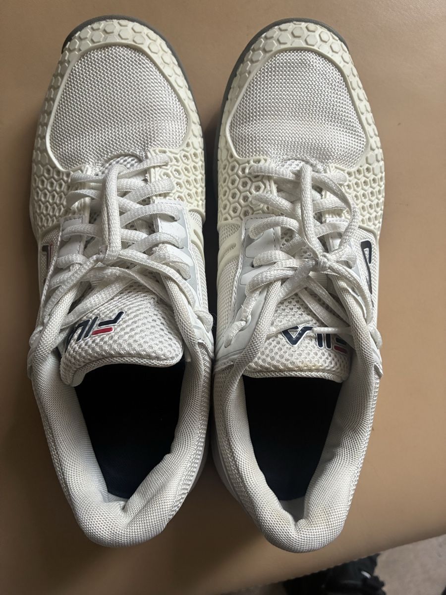 Fila Scarpe da uomo: Fila Sneakers – Usato da Zürich venduto da Sergio.BR 2