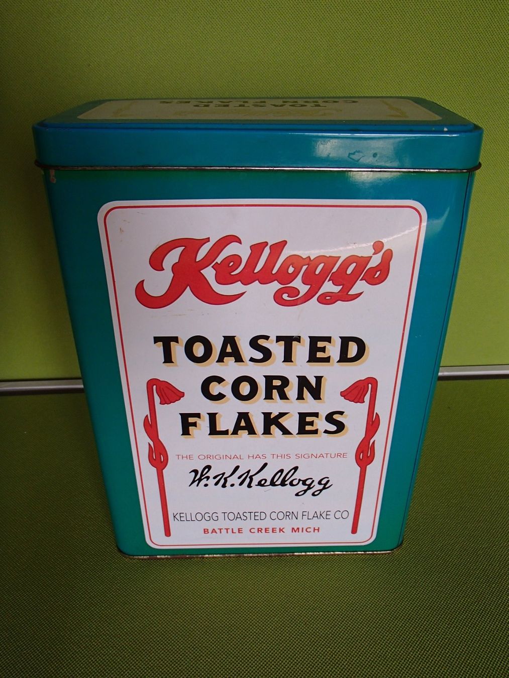 Altro in Decorazioni & Accessori: KLELLOGGS Corn Flakes Blechbüchse – Usato da Schöfflisdorf venduto da pullux